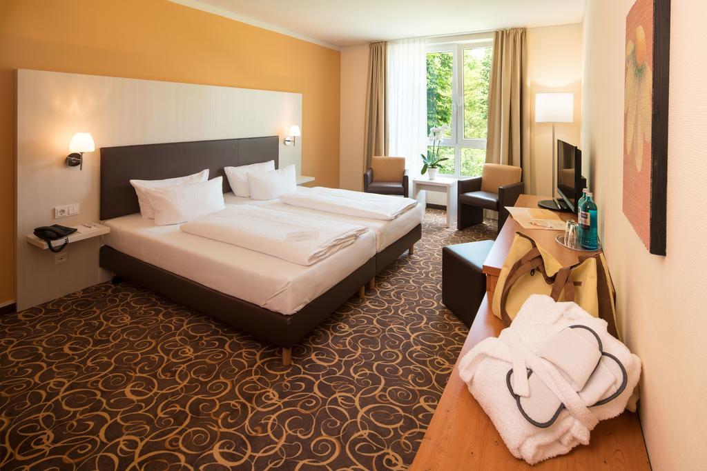 Thermalis - Das Boardinghouse Im Kurpark Bad Hersfeld Hotell Exteriör bild
