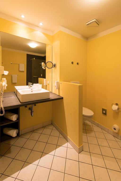 Thermalis - Das Boardinghouse Im Kurpark Bad Hersfeld Hotell Exteriör bild